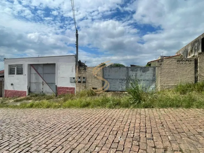 Oportunidade única no Santo Antônio: 2 terrenos murados à venda, 600 m² total