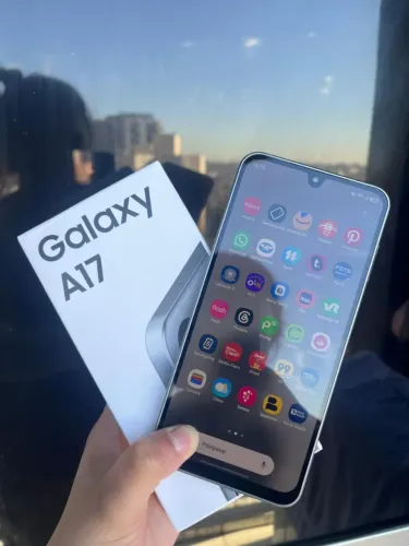 Samsung a17