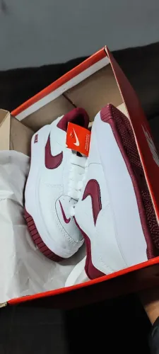 Tênis Nike Feminino tamanho 34