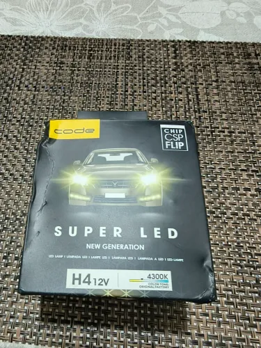 Par de lâmpadas de led H4 4300k