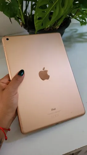 Apple Ipad 7 geração 32gb Rosé