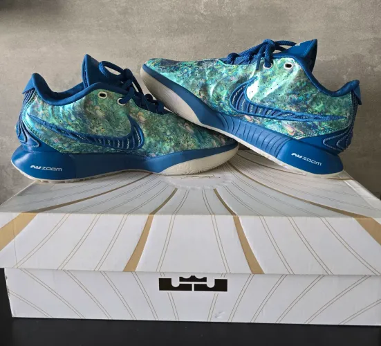 Tênis Lebron James XXI