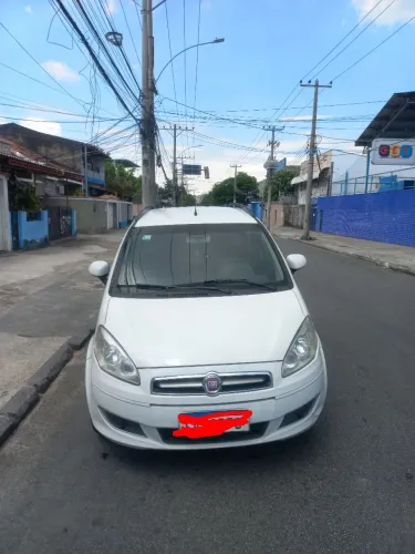 Fiat Idea Attractive 1.4 Fire Flex 8V 5P 2014