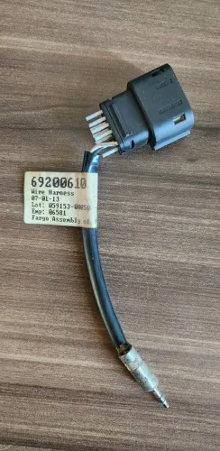 Harley Davidson JUMPER, AUDIO JACK 14-Up Touring P/N: 69200610