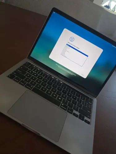 MacBook Pro 13'' 2020 Intel | 16GB 0RAM | 4 Thunderbolt | Excelente estado