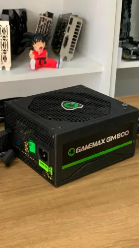 GAMEMAX 800W 80 PLUS 