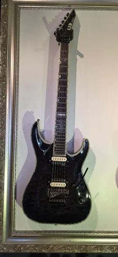 Guitarra LTD MH1000 Deluxe