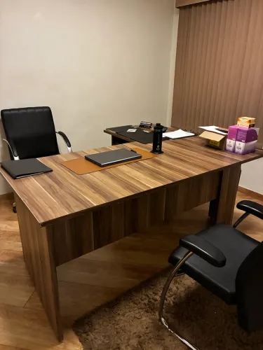 Mesa em L Robusta + Gaveteiro da mesa