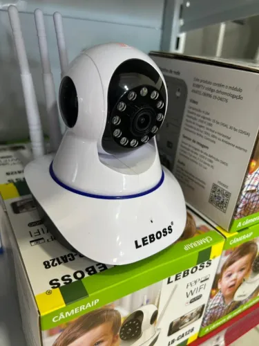 Câmera 3 Antenas Wi-fi com aplicativo celular diversas funções monitore sua casa