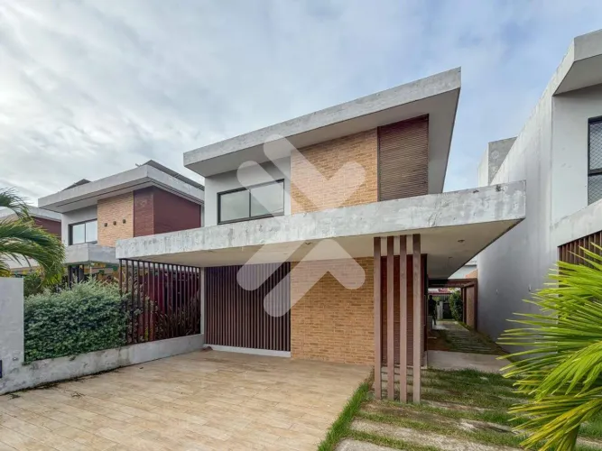 Casa em condomínio fechado em Ponta Negra | Pronta para morar | 3 suítes