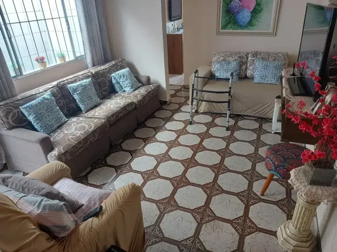 Casa para locação próximo Igreja da Matriz na Freguesia do Ó