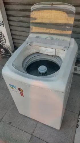 Maq. De lavar 10 kg automátic  Consul. R$380. Entrega.