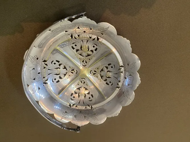 Cesta Ornamentada em Prata (Art Prata)