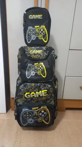 Mochila infantil com carrinho