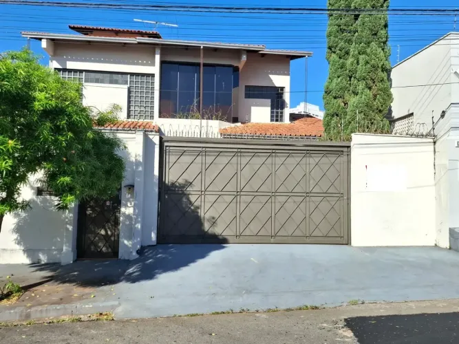 5 Quartos, 2 Suites Sendo 1 Master, 339m², Setor Marechal Rondon, Goiania Goias.