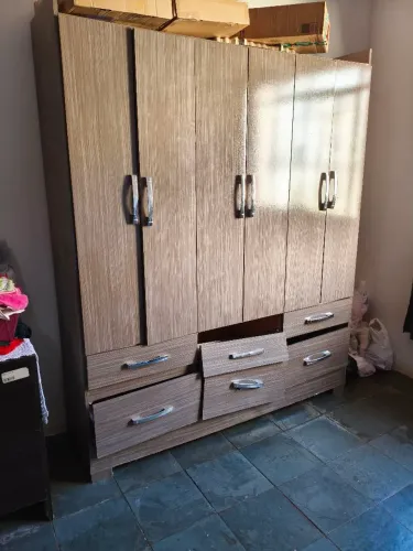 Guarda-Roupa Casal 6 Portas e 6 Gavetas