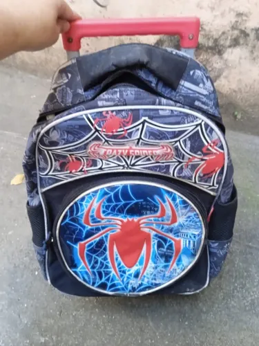 Mochila do Homem Aranha