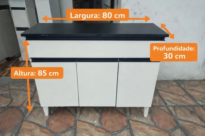 Aparador tampo preto 80cm