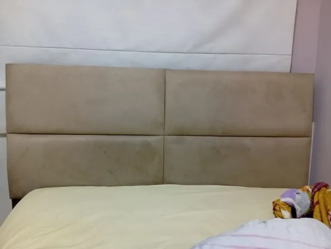 Vende-se cabeceira alcochoada linda e ideal para deixar seu quarto ainda mais elegante