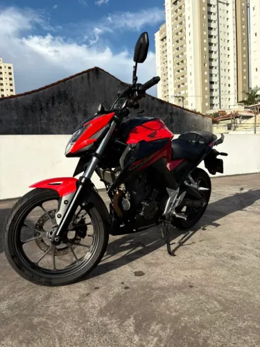 Cb twister 300 Abs