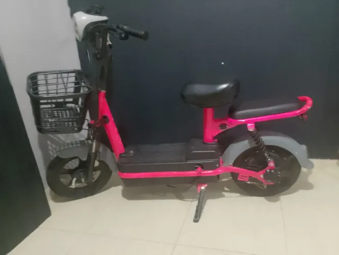 Scooter elétrica