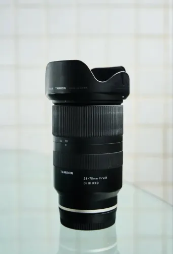 Lente 28-75 sony