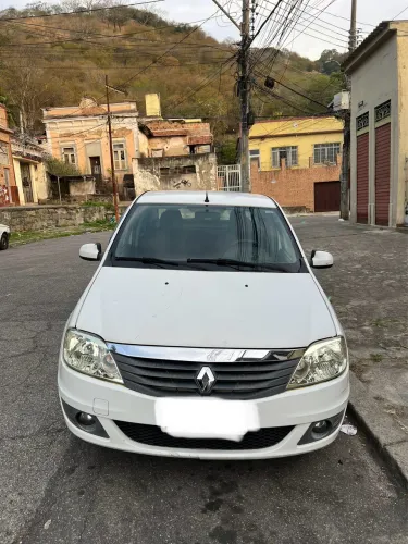 Renault Logan Expression Hi-flex 1.6 8V 4P 2012