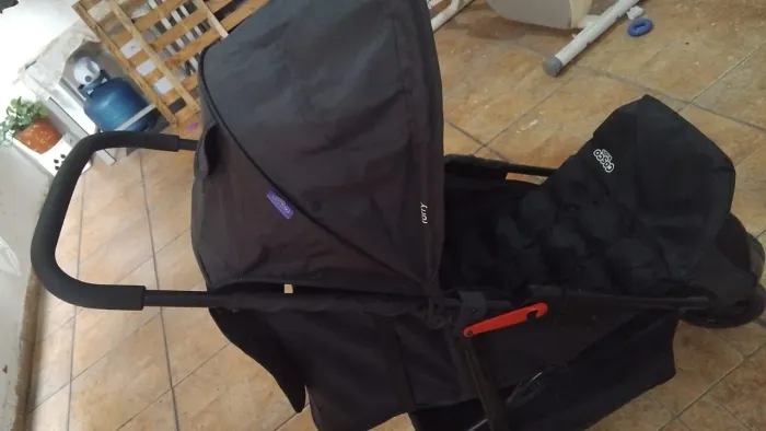 Vendo carrinho bebe cosco kids toffy 3 rodas