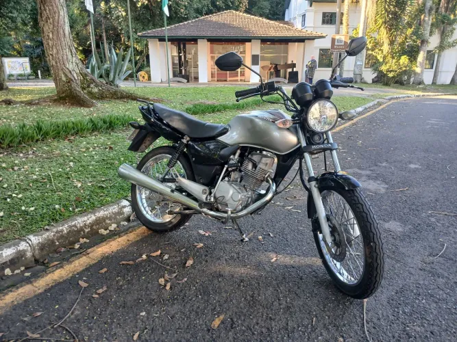 Honda cg 125 partida elétrica passo no cartão até 24x 