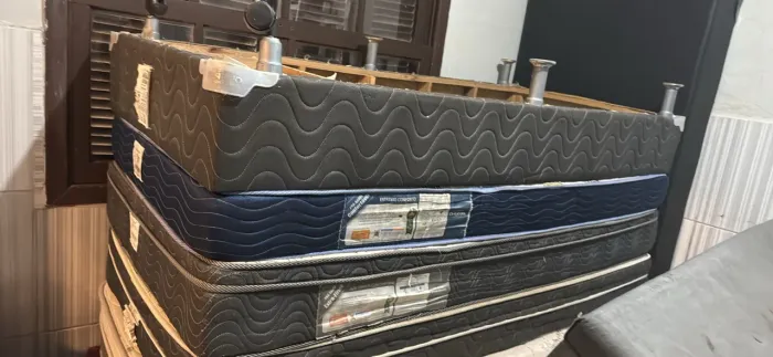 Cama box + colchão