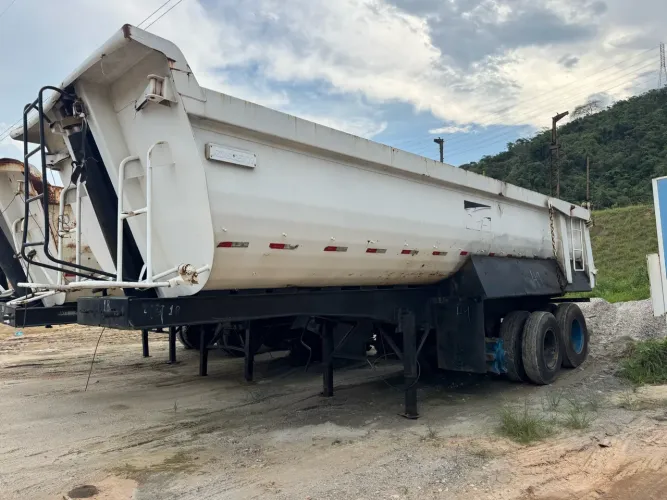 Carreta Caçamba Rossetti Hardox 3 eixos