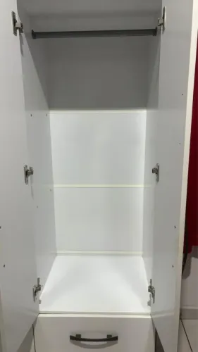 Roupeiro de solteiro