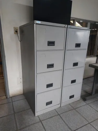 Arquivo 4 gavetas para pastas suspensas