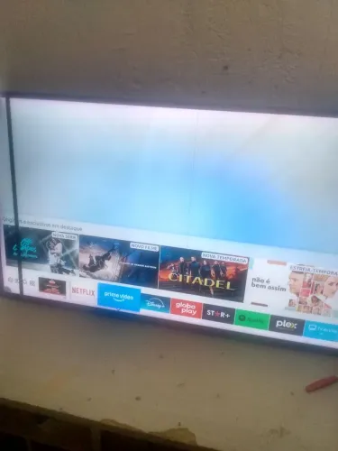Tv Smart 50 polegadas funcionando 4k Full HD
