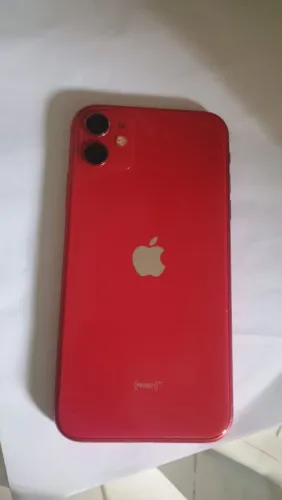 iPhone 11 vermelho 