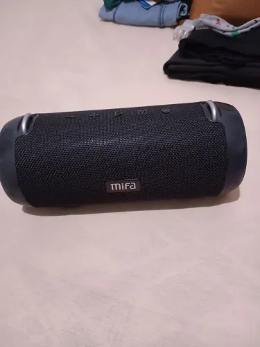 Vendo som portátil mifa.