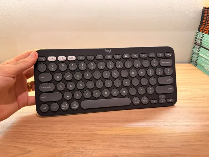 Teclado Logitech Pebble Keys 2 K380S