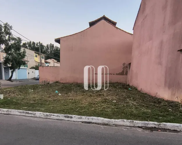 Terreno Plano à venda, 319 m² por R$ 210.000 - Jardim Vitória - Macaé/RJ