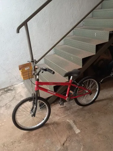 Vende-se Bicicleta infantil