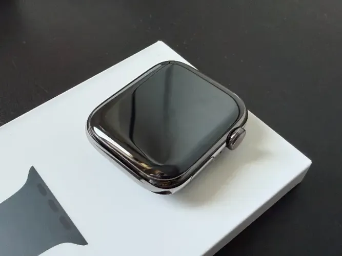 Apple Watch Series 8 45mm Aço Inox Grafite GPS+Cellular - com caixa