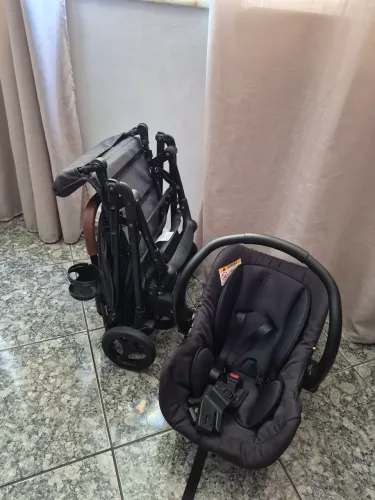 Carrinho de bebê