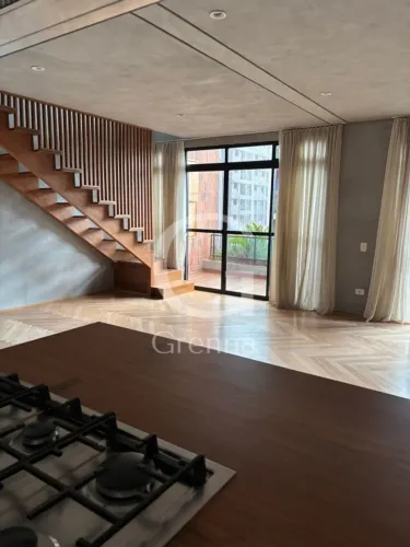 Duplex reformado para locação 135m² Pinheiros- SP