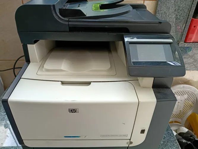 Vendo Impressora Multifuncional Hp Laserjet Pro Cm1415fn color MFP, funcionando.
