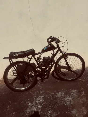 Vende-se motorizada 80cc