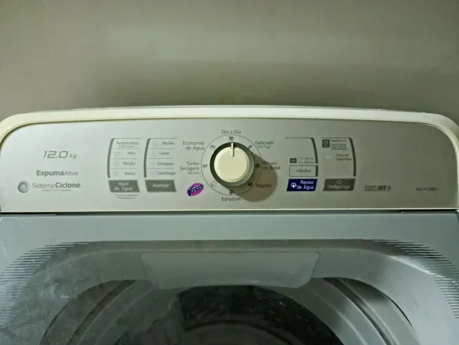 Máquina de Lavar Roupa