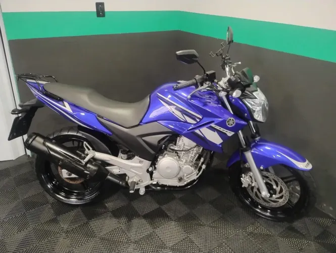 Fazer 250 BlueRacing 2015 Gasolina Aceito Troca Impecável financiamento até 48 x 