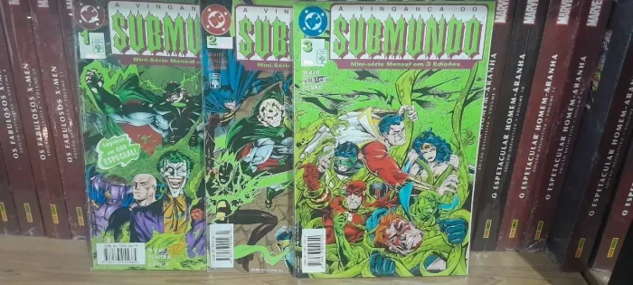 Hq A Vingança do Submundo minissérie em 3 volumes completo DC