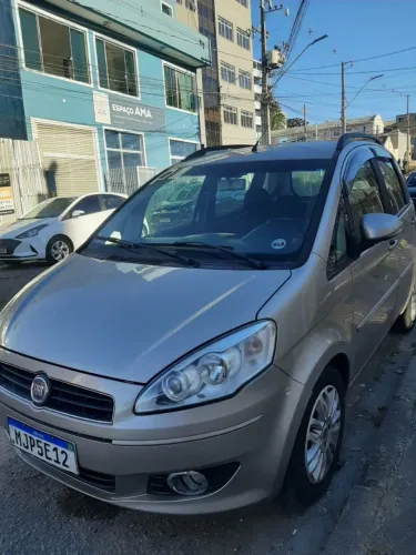 Fiat Idea Essence 1.6 Flex 16V 5P 2012