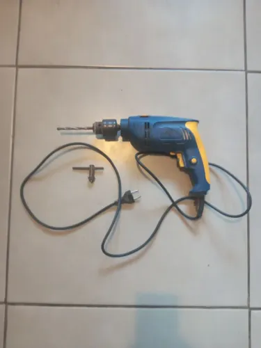 Furadeira vonder 110 v muito boa