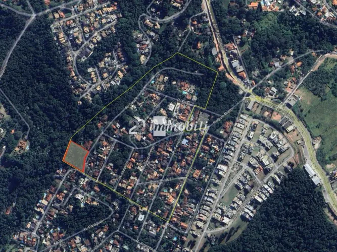Cond. Vilarejo Vila Diva - LOTE 4.500 m² - Muito VERDE!